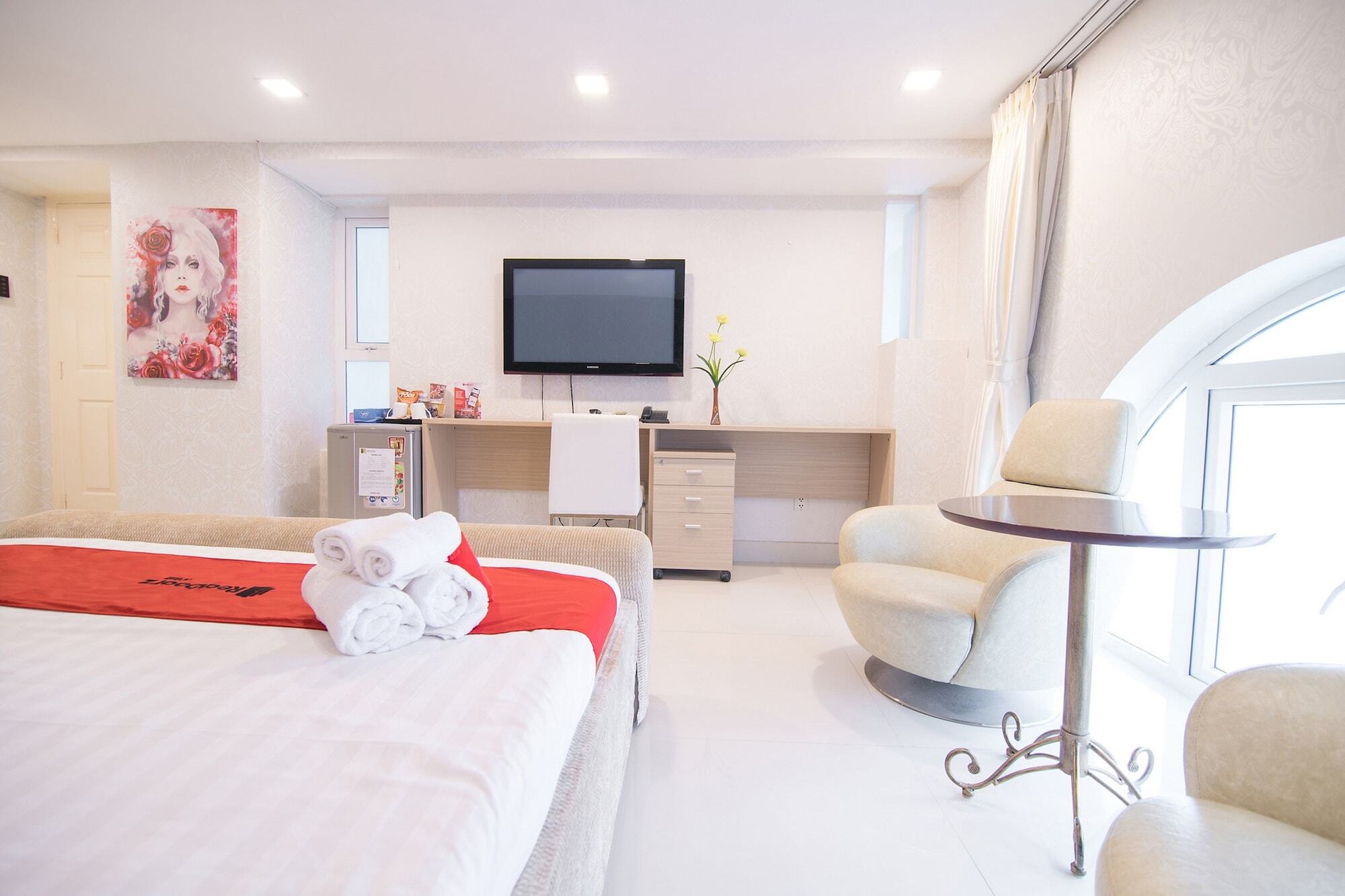 Reddoorz Plus Near Secc 2 Ho Chi Minh-stad Buitenkant foto