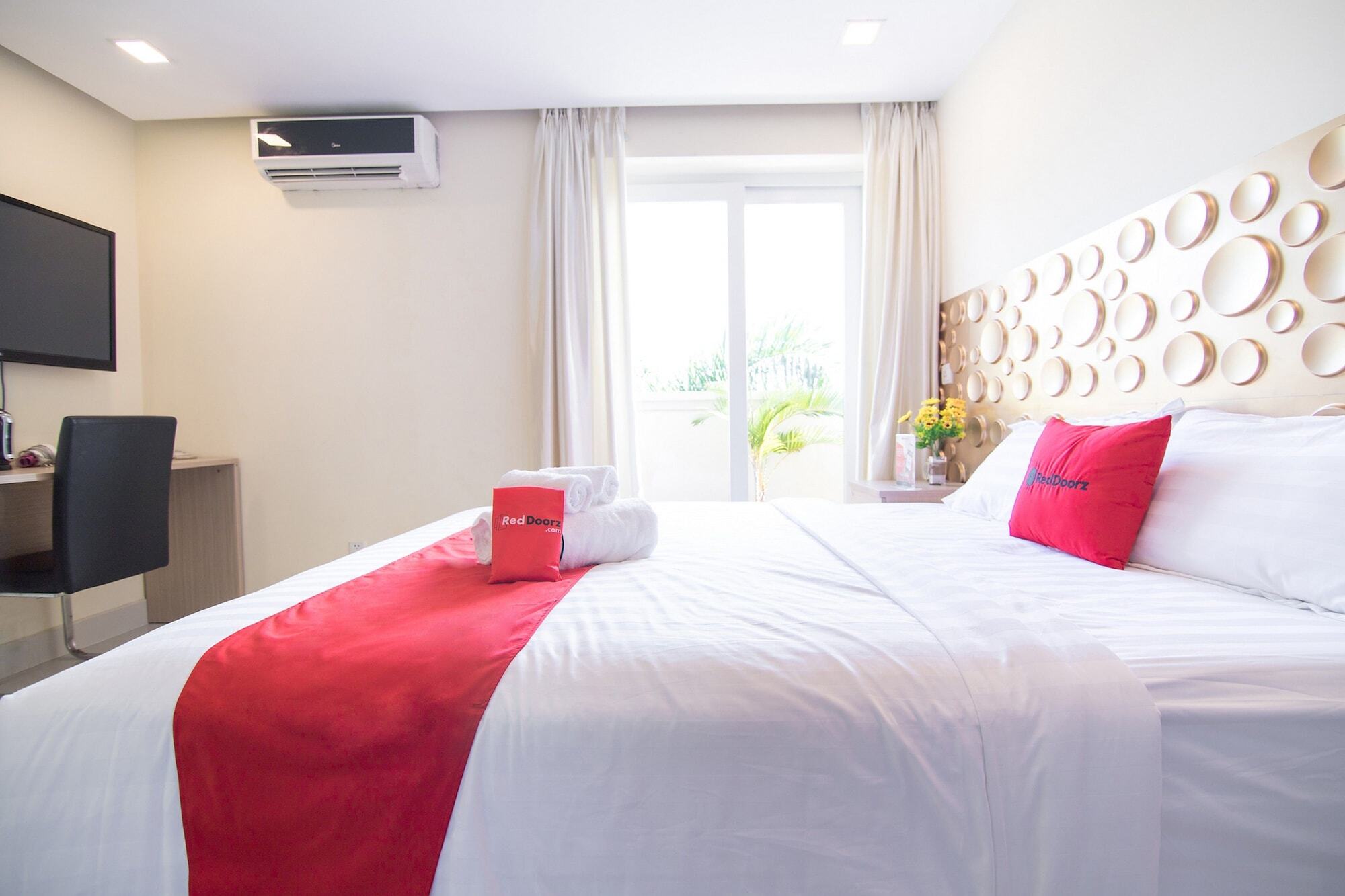 Reddoorz Plus Near Secc 2 Ho Chi Minh-stad Buitenkant foto